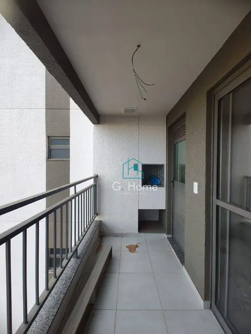 Foto 3 de Apartamento com 2 quartos para alugar, 51m2 em Centro, Londrina - PR