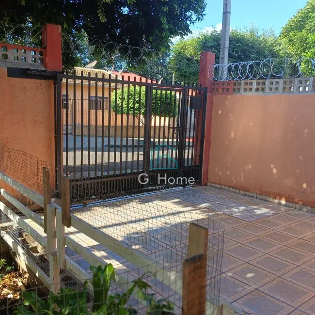 Casa com 2 quartos à venda, 200m2 em Eucaliptos, Londrina - PR - imagem 2 Foto 2 de Casa com 2 quartos à venda, 200m2 em Eucaliptos, Londrina - PR