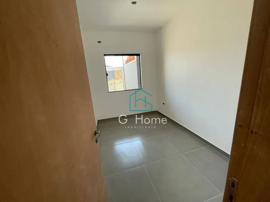 Casa com 2 quartos à venda, 125m2 em Jardim Padovani, Londrina - PR - imagem 3 Foto 3 de Casa com 2 quartos à venda, 125m2 em Jardim Padovani, Londrina - PR