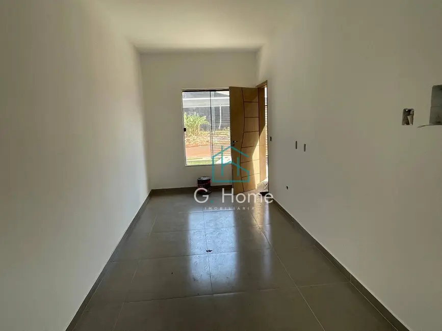 Casa com 2 quartos à venda, 125m2 em Jardim Padovani, Londrina - PR - imagem 2 Foto 2 de Casa com 2 quartos à venda, 125m2 em Jardim Padovani, Londrina - PR