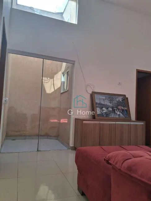 Casa com 2 quartos à venda, 149m2 em Santa Rita 1, Londrina - PR - imagem 4 Foto 4 de Casa com 2 quartos à venda, 149m2 em Santa Rita 1, Londrina - PR