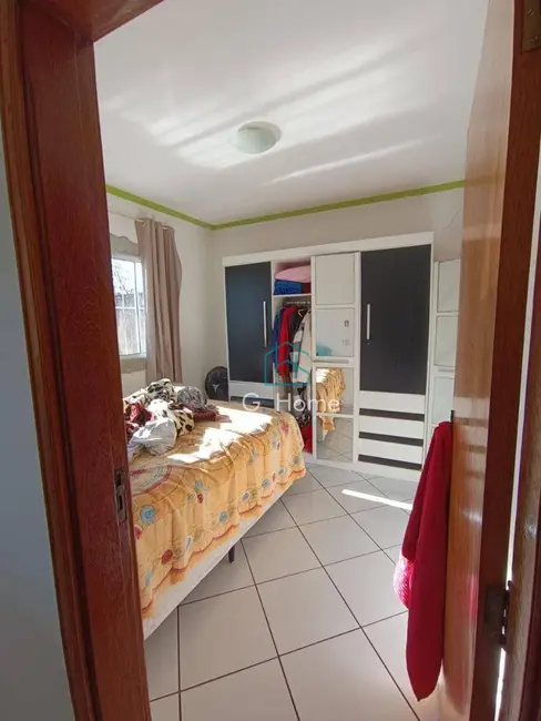Casa com 3 quartos à venda, 262m2 em Leonor, Londrina - PR - imagem 7 Foto 7 de Casa com 3 quartos à venda, 262m2 em Leonor, Londrina - PR