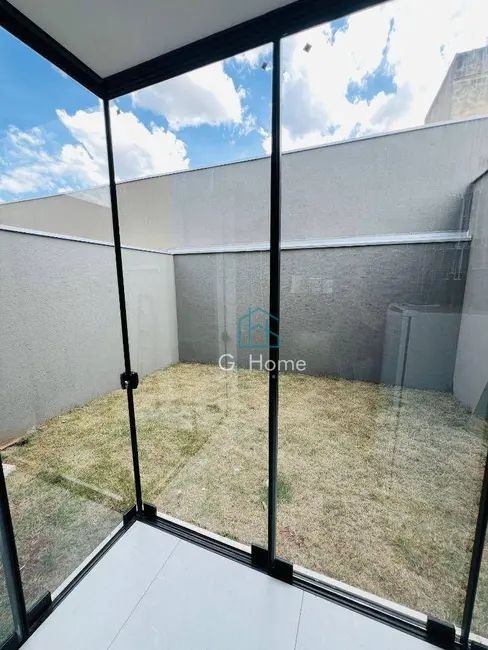 Sobrado com 3 quartos à venda, 160m2 em Leonor, Londrina - PR - imagem 9 Foto 9 de Sobrado com 3 quartos à venda, 160m2 em Leonor, Londrina - PR