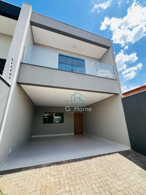 Foto 1 de Sobrado com 3 quartos à venda, 160m2 em Leonor, Londrina - PR