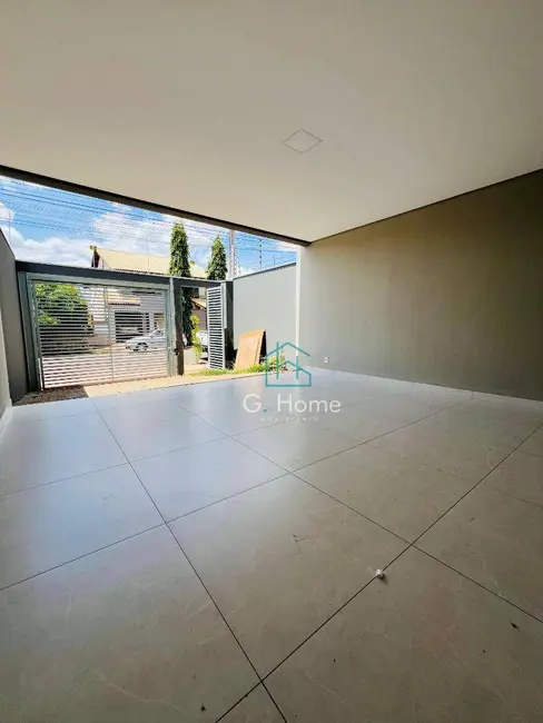 Sobrado com 3 quartos à venda, 160m2 em Leonor, Londrina - PR - imagem 8 Foto 8 de Sobrado com 3 quartos à venda, 160m2 em Leonor, Londrina - PR