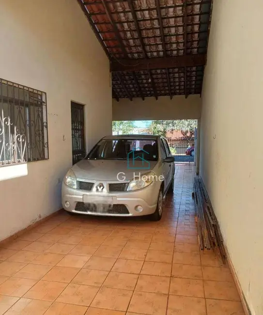 Casa com 4 quartos à venda, 250m2 em Alto da Boa Vista, Londrina - PR - imagem 2 Foto 2 de Casa com 4 quartos à venda, 250m2 em Alto da Boa Vista, Londrina - PR