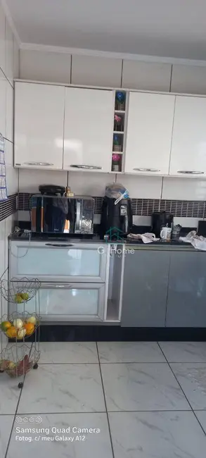 Casa com 3 quartos à venda, 276m2 em Conjunto Santa Rita 7, Londrina - PR - imagem 3 Foto 3 de Casa com 3 quartos à venda, 276m2 em Conjunto Santa Rita 7, Londrina - PR