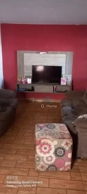 Casa com 3 quartos à venda, 276m2 em Conjunto Santa Rita 7, Londrina - PR - imagem 2 Foto 2 de Casa com 3 quartos à venda, 276m2 em Conjunto Santa Rita 7, Londrina - PR