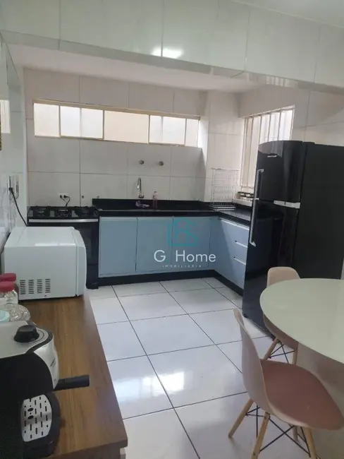 Apartamento com 3 quartos à venda, 140m2 em Centro, Londrina - PR - imagem 5 Foto 5 de Apartamento com 3 quartos à venda, 140m2 em Centro, Londrina - PR