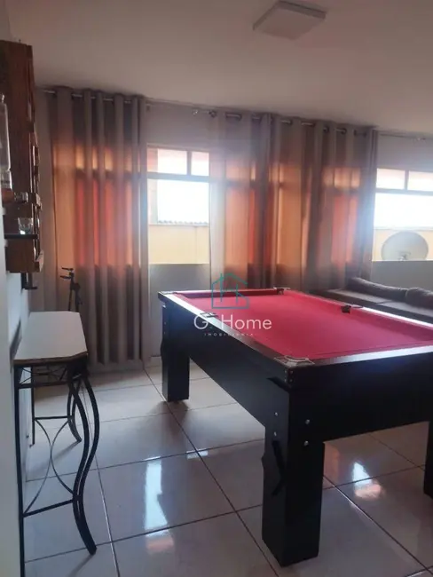 Apartamento com 3 quartos à venda, 140m2 em Centro, Londrina - PR - imagem 8 Foto 8 de Apartamento com 3 quartos à venda, 140m2 em Centro, Londrina - PR
