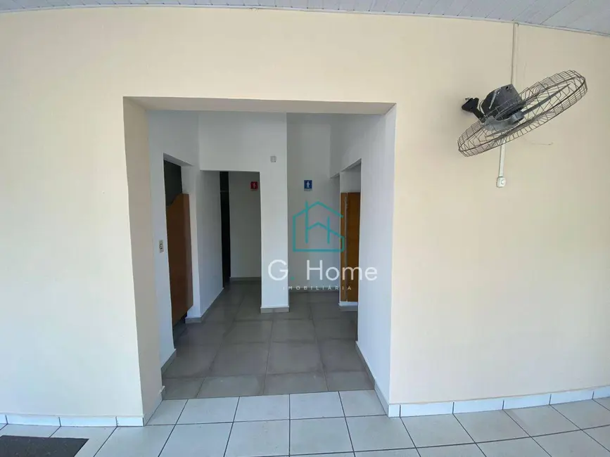 Foto 2 de Loja para alugar, 220m2 em Vitória, Londrina - PR