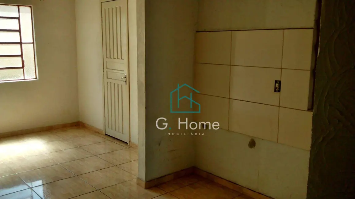 Casa com 3 quartos à venda, 200m2 em Conjunto Parigot de Souza 1, Londrina - PR - imagem 9 Foto 9 de Casa com 3 quartos à venda, 200m2 em Conjunto Parigot de Souza 1, Londrina - PR