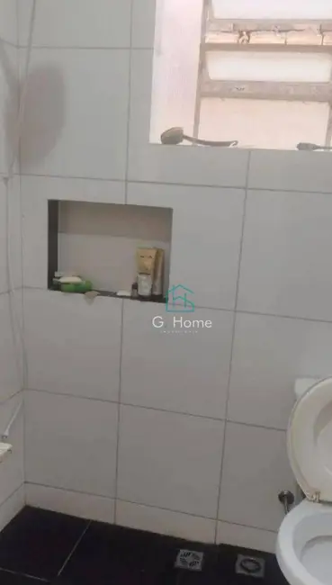 Casa com 2 quartos à venda, 250m2 em Jardim São Francisco de Assis, Londrina - PR - imagem 7 Foto 7 de Casa com 2 quartos à venda, 250m2 em Jardim São Francisco de Assis, Londrina - PR