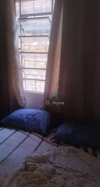 Casa com 2 quartos à venda, 250m2 em Jardim São Francisco de Assis, Londrina - PR - imagem 8 Foto 8 de Casa com 2 quartos à venda, 250m2 em Jardim São Francisco de Assis, Londrina - PR