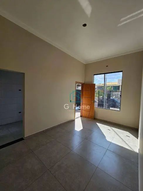 Casa com 3 quartos à venda, 125m2 em Conjunto Café, Londrina - PR - imagem 3 Foto 3 de Casa com 3 quartos à venda, 125m2 em Conjunto Café, Londrina - PR