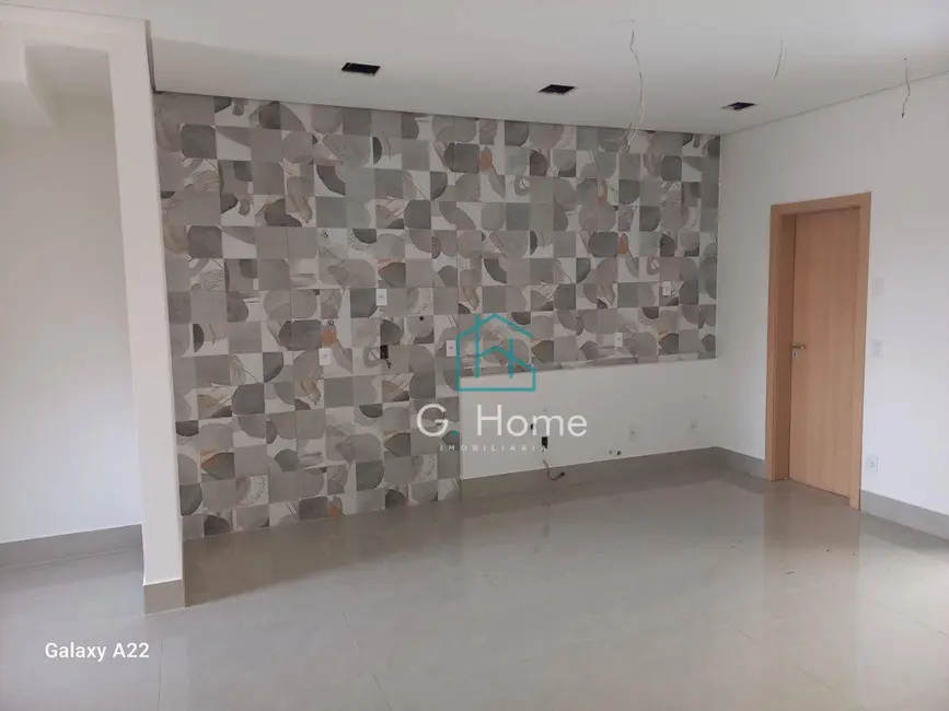 Sobrado com 3 quartos à venda, 180m2 em Andrade, Londrina - PR - imagem 5 Foto 5 de Sobrado com 3 quartos à venda, 180m2 em Andrade, Londrina - PR