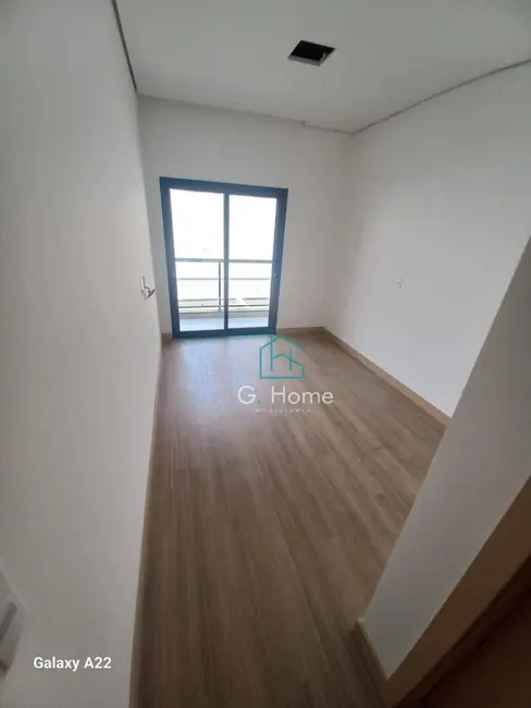 Sobrado com 3 quartos à venda, 180m2 em Andrade, Londrina - PR - imagem 7 Foto 7 de Sobrado com 3 quartos à venda, 180m2 em Andrade, Londrina - PR
