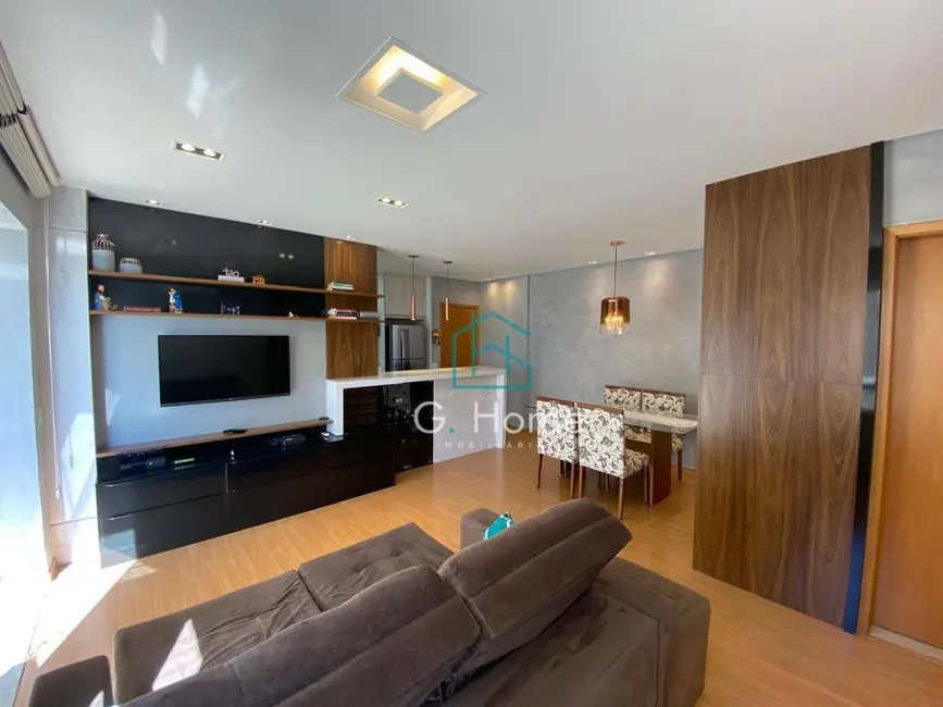 Apartamento com 2 quartos para alugar, 115m2 em Santa Rosa, Londrina - PR - imagem 5 Foto 5 de Apartamento com 2 quartos para alugar, 115m2 em Santa Rosa, Londrina - PR