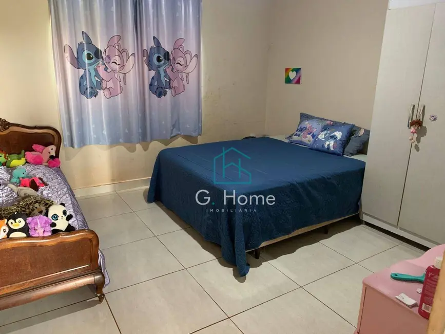 Chácara com 7 quartos à venda, 4952m2 em Dom Pedro I, Londrina - PR - imagem 9 Foto 9 de Chácara com 7 quartos à venda, 4952m2 em Dom Pedro I, Londrina - PR