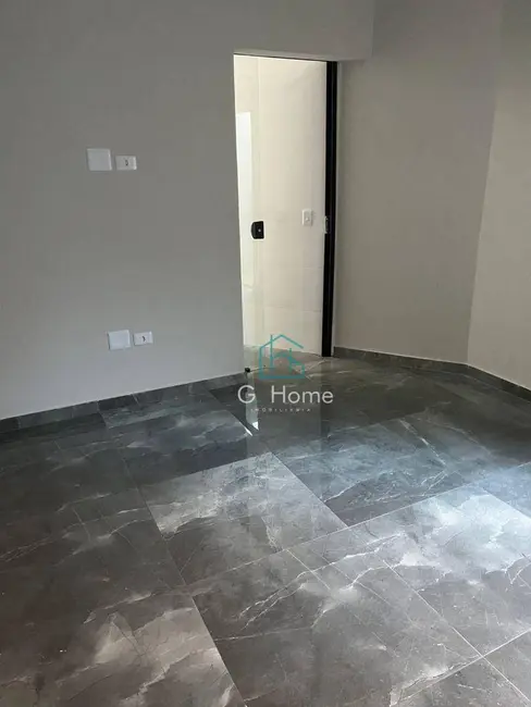 Casa com 3 quartos à venda, 148m2 em Colúmbia, Londrina - PR - imagem 7 Foto 7 de Casa com 3 quartos à venda, 148m2 em Colúmbia, Londrina - PR