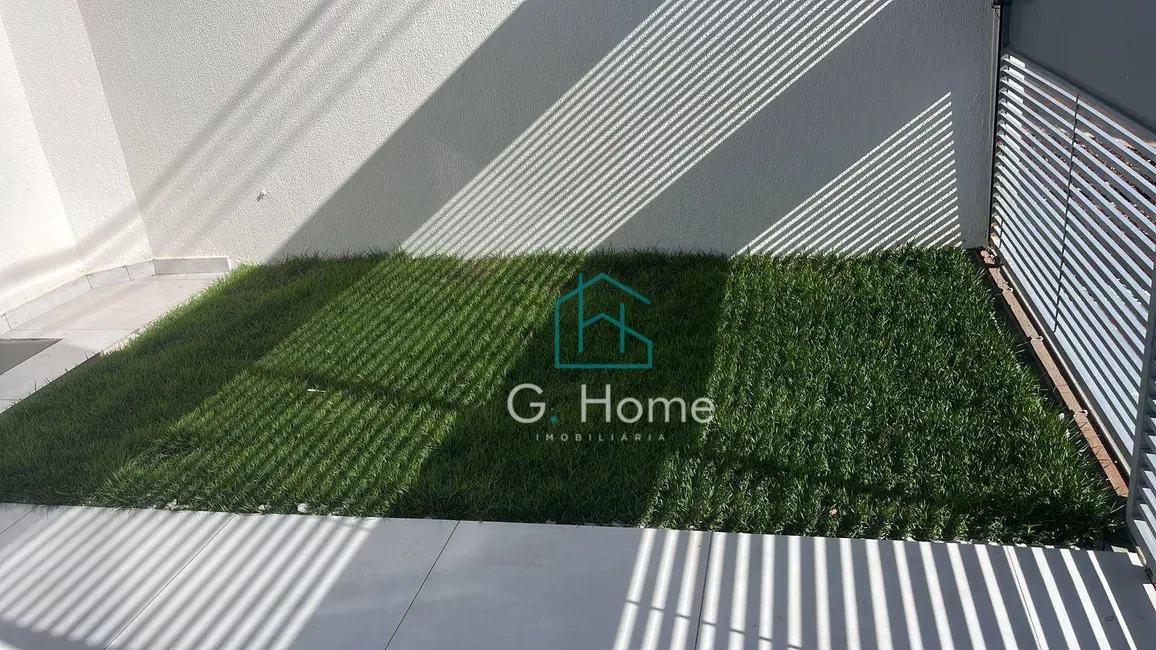 Foto 2 de Casa com 3 quartos à venda, 150m2 em Colúmbia, Londrina - PR