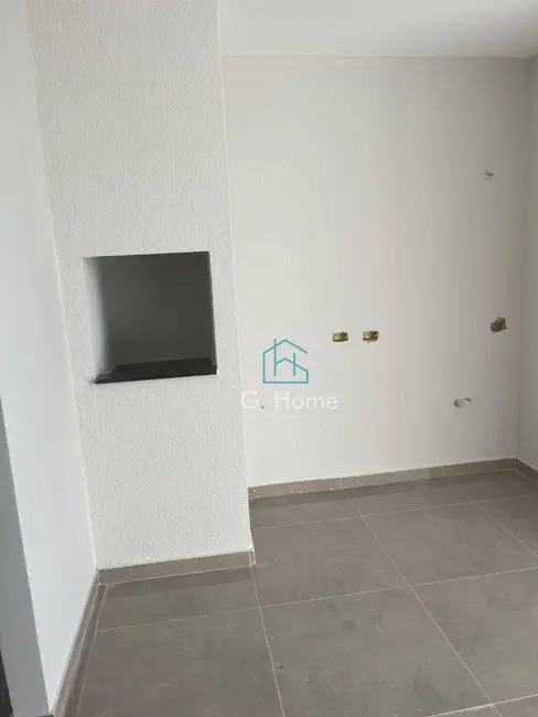 Casa com 3 quartos à venda, 150m2 em Colúmbia, Londrina - PR - imagem 8 Foto 8 de Casa com 3 quartos à venda, 150m2 em Colúmbia, Londrina - PR