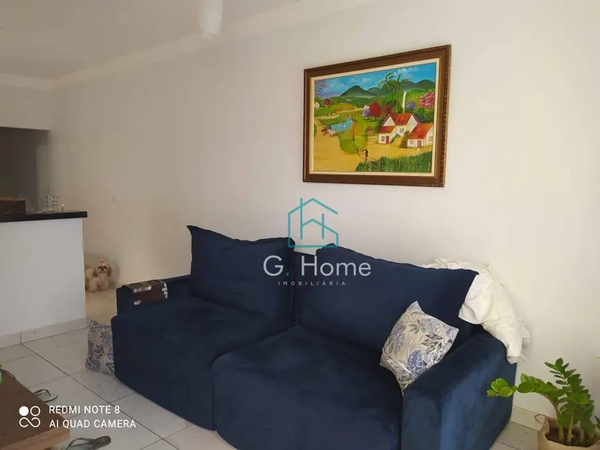 Casa com 3 quartos à venda, 125m2 em Coliseu, Londrina - PR - imagem 2 Foto 2 de Casa com 3 quartos à venda, 125m2 em Coliseu, Londrina - PR