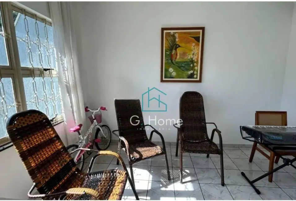Casa com 3 quartos à venda, 300m2 em Santa Mônica, Londrina - PR - imagem 3 Foto 3 de Casa com 3 quartos à venda, 300m2 em Santa Mônica, Londrina - PR
