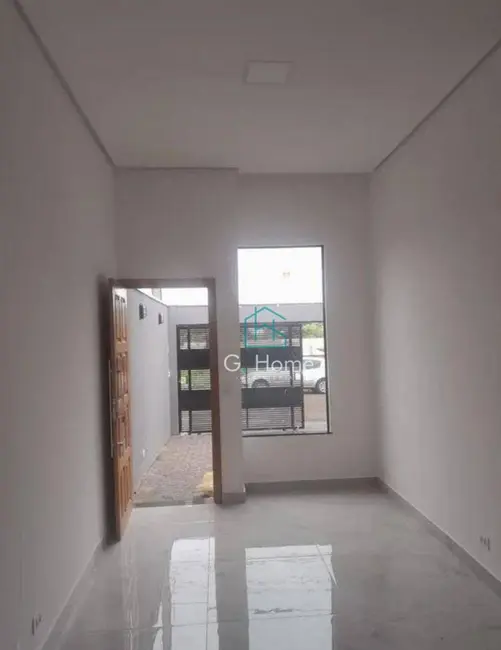 Casa com 3 quartos à venda, 80m2 em Jardim Montecatini, Londrina - PR - imagem 4 Foto 4 de Casa com 3 quartos à venda, 80m2 em Jardim Montecatini, Londrina - PR