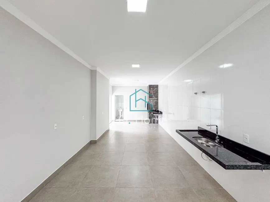 Casa de Condomínio com 3 quartos à venda, 250m2 em Londrina - PR - imagem 7 Foto 7 de Casa de Condomínio com 3 quartos à venda, 250m2 em Londrina - PR