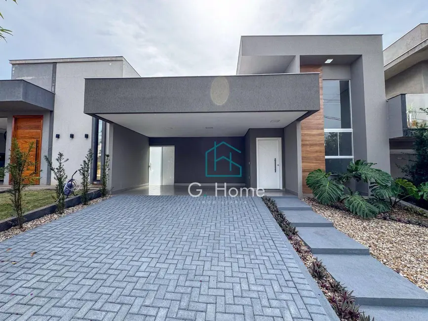 Casa de Condomínio com 3 quartos à venda, 250m2 em Londrina - PR - imagem 1 Foto 1 de Casa de Condomínio com 3 quartos à venda, 250m2 em Londrina - PR