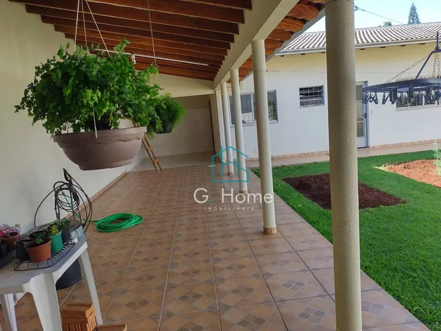 Casa com 4 quartos à venda, 500m2 em Mediterrâneo, Londrina - PR - imagem 4 Foto 4 de Casa com 4 quartos à venda, 500m2 em Mediterrâneo, Londrina - PR