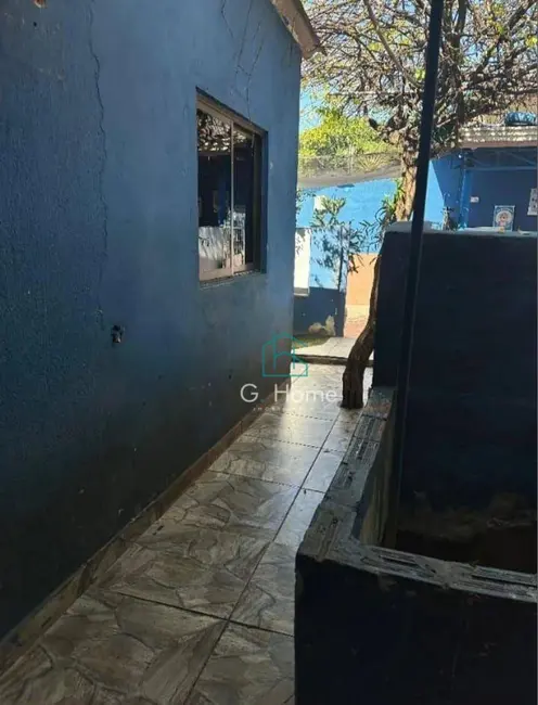 Casa com 3 quartos à venda, 250m2 em Fraternidade, Londrina - PR - imagem 6 Foto 6 de Casa com 3 quartos à venda, 250m2 em Fraternidade, Londrina - PR