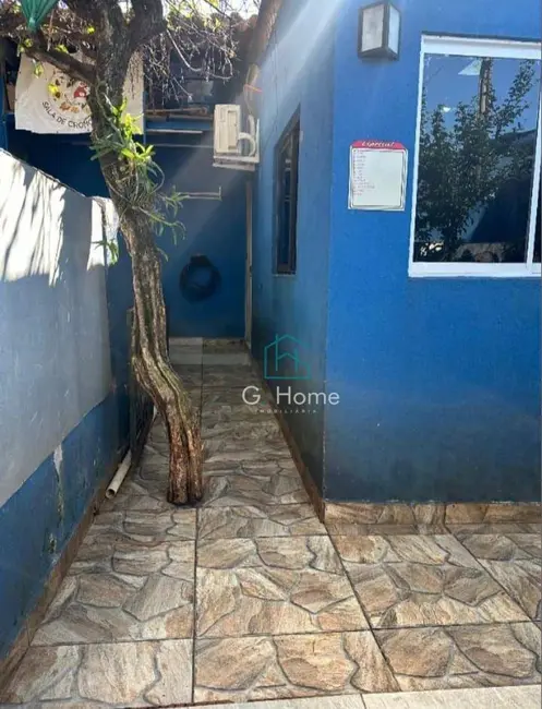 Casa com 3 quartos à venda, 250m2 em Fraternidade, Londrina - PR - imagem 8 Foto 8 de Casa com 3 quartos à venda, 250m2 em Fraternidade, Londrina - PR