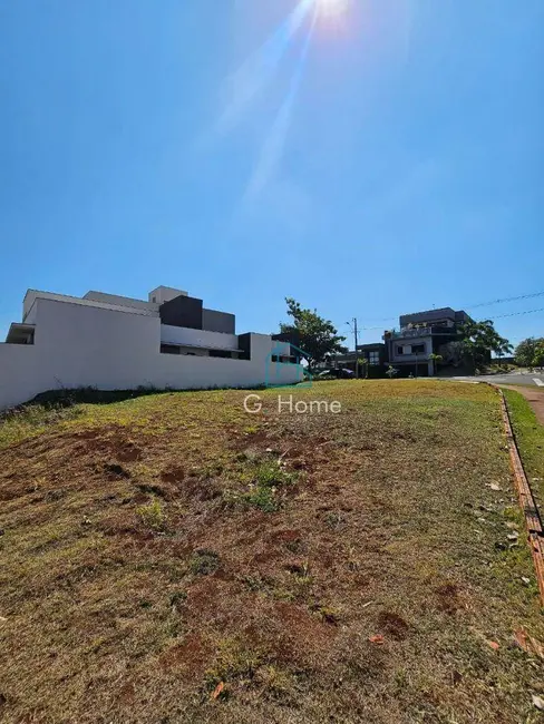Terreno / Lote à venda, 366m2 em Londrina - PR - imagem 4 Foto 4 de Terreno / Lote à venda, 366m2 em Londrina - PR