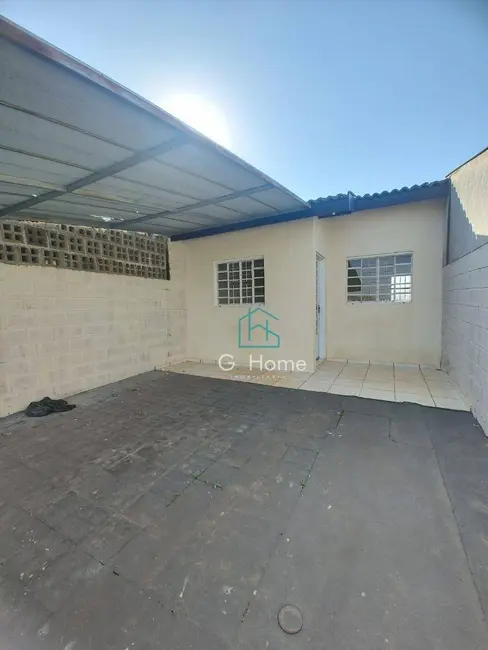 Foto 2 de Casa com 2 quartos à venda, 156m2 em Colúmbia, Londrina - PR