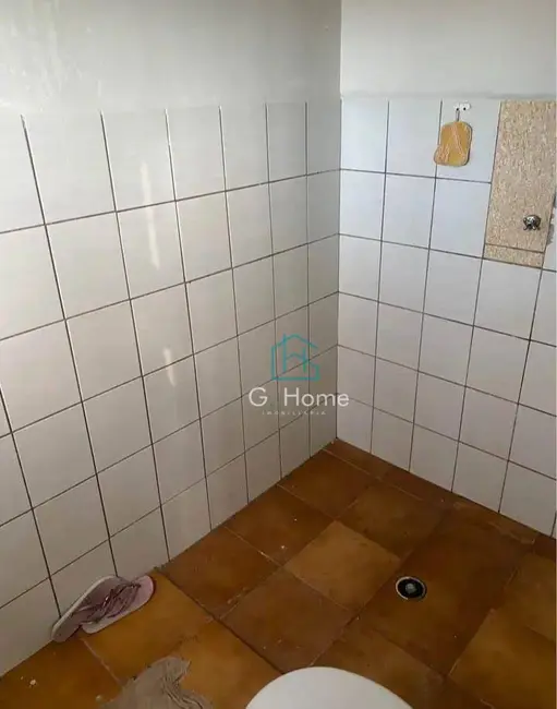 Casa com 3 quartos à venda, 250m2 em Parigot de Souza 2, Londrina - PR - imagem 9 Foto 9 de Casa com 3 quartos à venda, 250m2 em Parigot de Souza 2, Londrina - PR