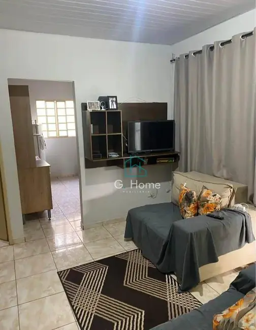 Casa com 3 quartos à venda, 250m2 em Parigot de Souza 2, Londrina - PR - imagem 8 Foto 8 de Casa com 3 quartos à venda, 250m2 em Parigot de Souza 2, Londrina - PR