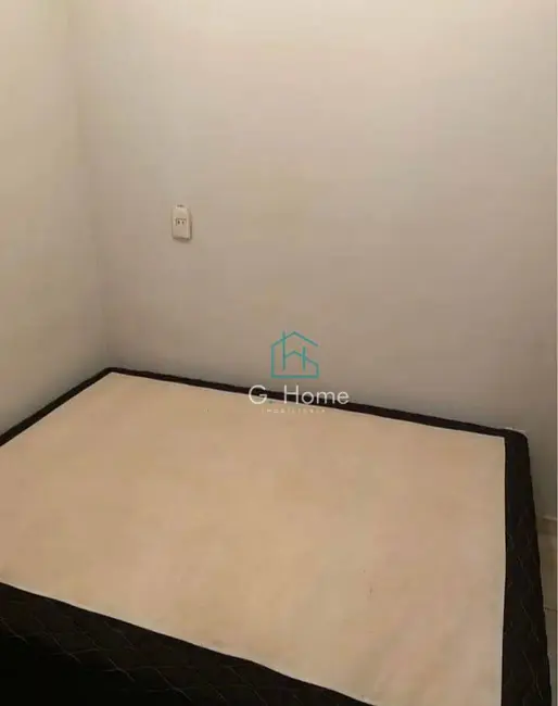 Casa com 3 quartos à venda, 250m2 em Parigot de Souza 2, Londrina - PR - imagem 2 Foto 2 de Casa com 3 quartos à venda, 250m2 em Parigot de Souza 2, Londrina - PR