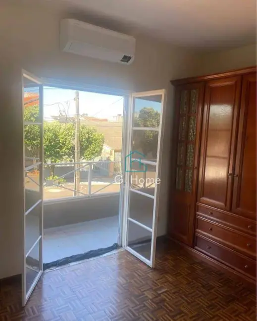 Sobrado com 3 quartos à venda, 250m2 em Novo Antares, Londrina - PR - imagem 4 Foto 4 de Sobrado com 3 quartos à venda, 250m2 em Novo Antares, Londrina - PR