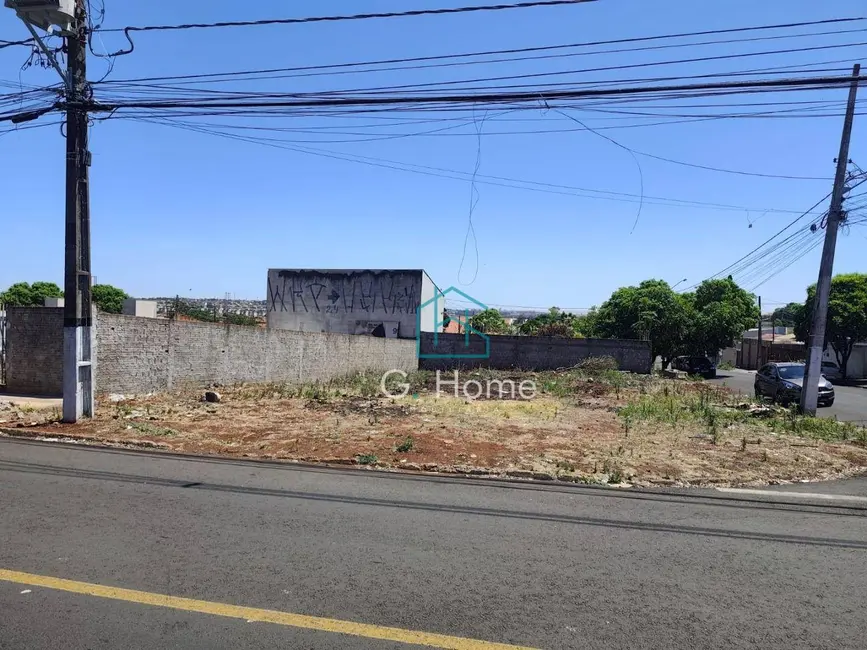 Foto 1 de Terreno / Lote à venda, 354m2 em Alto da Boa Vista, Londrina - PR