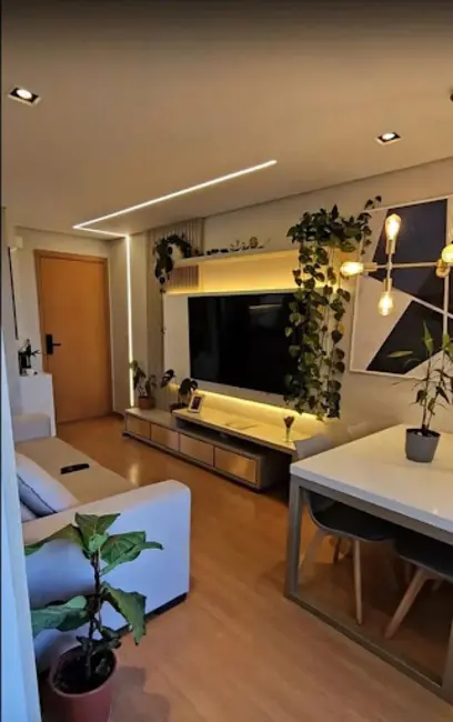 Apartamento com 2 quartos à venda, 48m2 em Londrina - PR - imagem 3 Foto 3 de Apartamento com 2 quartos à venda, 48m2 em Londrina - PR