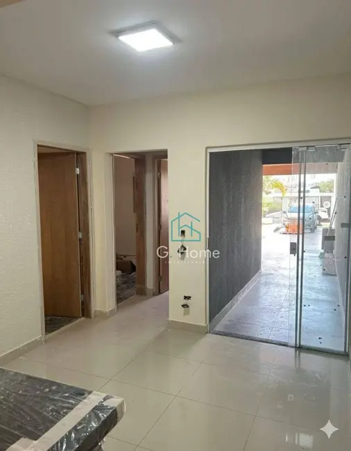 Casa com 2 quartos à venda, 180m2 em Colúmbia, Londrina - PR - imagem 4 Foto 4 de Casa com 2 quartos à venda, 180m2 em Colúmbia, Londrina - PR