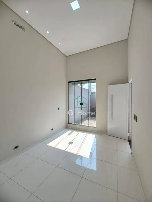 Casa com 3 quartos à venda, 143m2 em Jardim Maria Luiza, Londrina - PR - imagem 3 Foto 3 de Casa com 3 quartos à venda, 143m2 em Jardim Maria Luiza, Londrina - PR