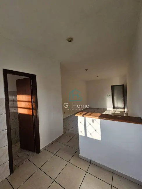 Armazém / Galpão à venda, 696m2 em Centro, Londrina - PR - imagem 6 Foto 6 de Armazém / Galpão à venda, 696m2 em Centro, Londrina - PR