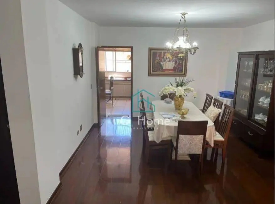 Apartamento com 4 quartos à venda, 232m2 em Centro, Londrina - PR - imagem 5 Foto 5 de Apartamento com 4 quartos à venda, 232m2 em Centro, Londrina - PR
