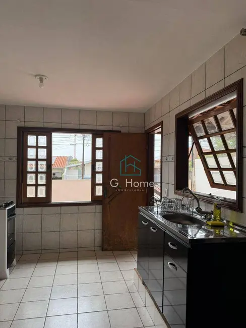 Casa com 3 quartos à venda, 300m2 em São Pedro, Londrina - PR - imagem 5 Foto 5 de Casa com 3 quartos à venda, 300m2 em São Pedro, Londrina - PR