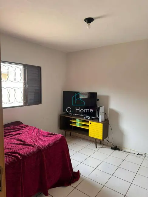 Casa com 3 quartos à venda, 300m2 em São Pedro, Londrina - PR - imagem 6 Foto 6 de Casa com 3 quartos à venda, 300m2 em São Pedro, Londrina - PR
