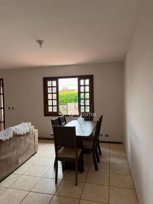 Casa com 3 quartos à venda, 300m2 em São Pedro, Londrina - PR - imagem 3 Foto 3 de Casa com 3 quartos à venda, 300m2 em São Pedro, Londrina - PR