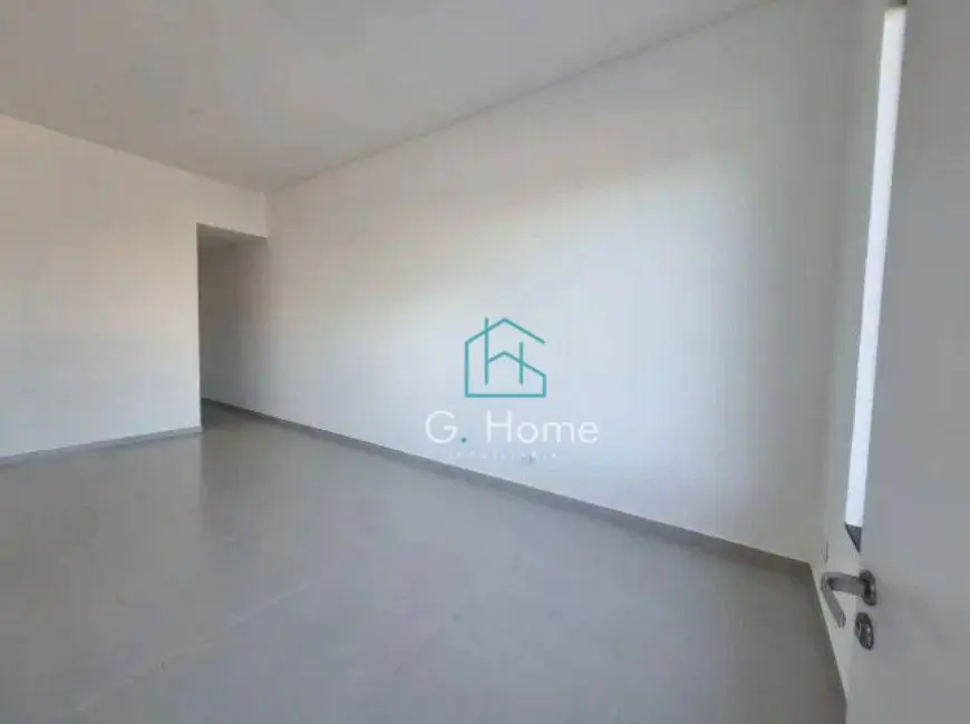 Casa com 3 quartos à venda, 180m2 em Colúmbia, Londrina - PR - imagem 2 Foto 2 de Casa com 3 quartos à venda, 180m2 em Colúmbia, Londrina - PR